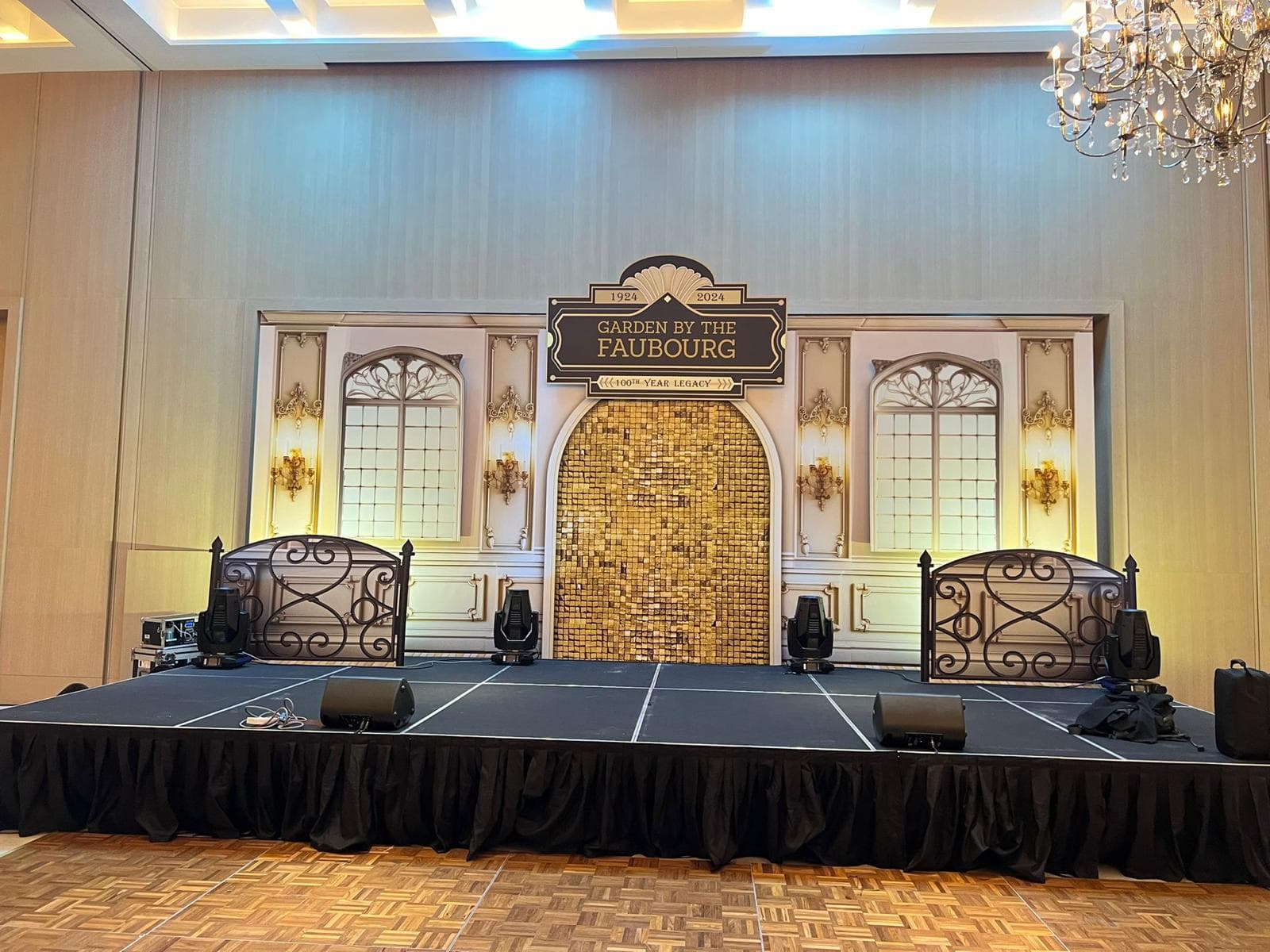 Garden by the Fauborg 1